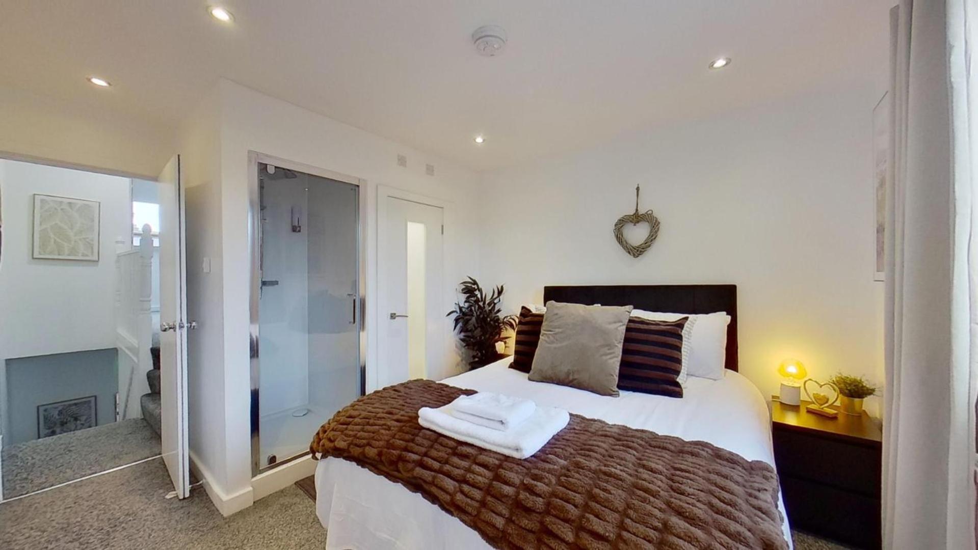 Beautiful Sw12, Flat *